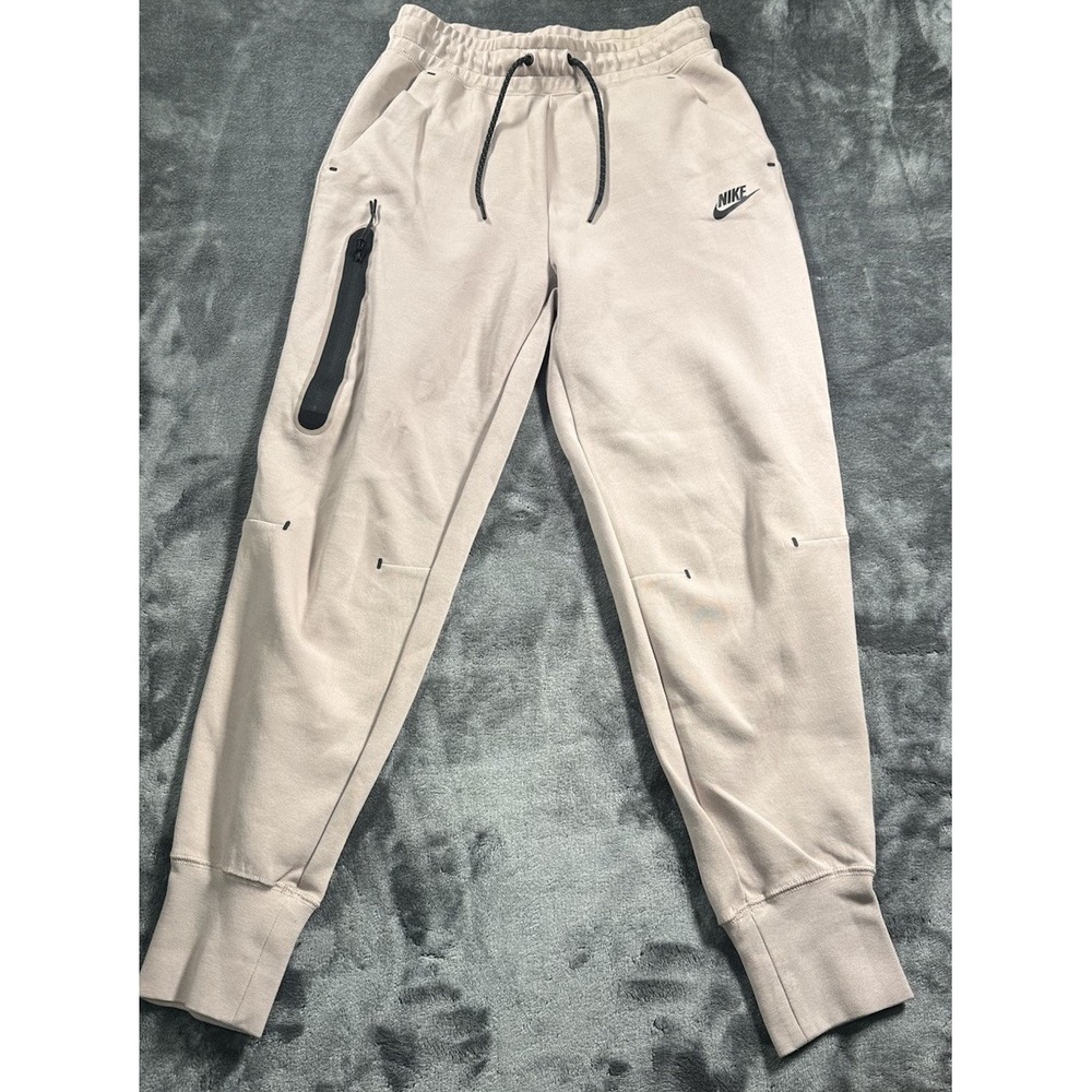 Nike Tech Fleece  Jogger Pants MENS  SMALL Soft Light Purple